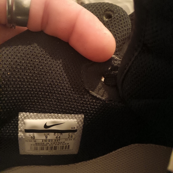 NIKE AIRFORCE 1 GOAT Size 10 brand new - Picture 4 of 6